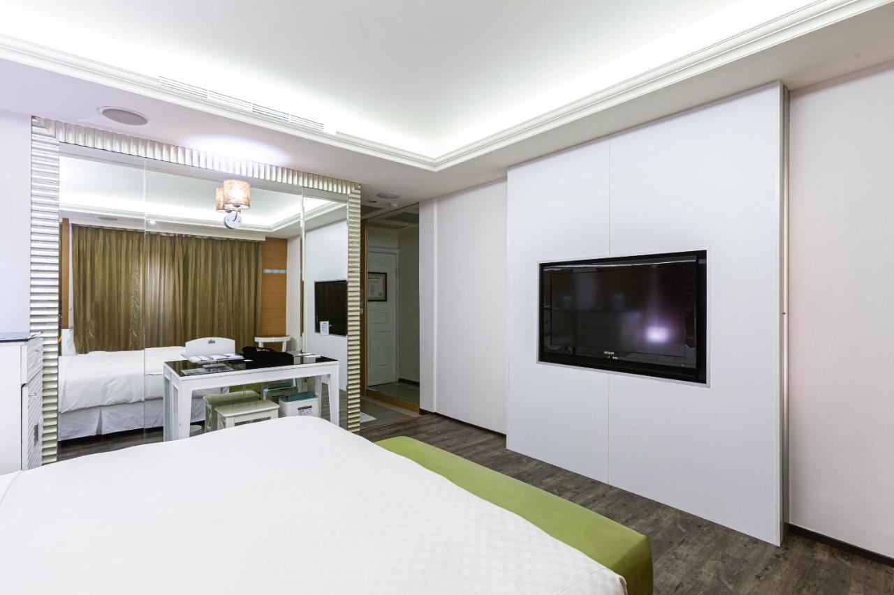 168 Motel-Pingzhen Taoyuan Eksteriør billede